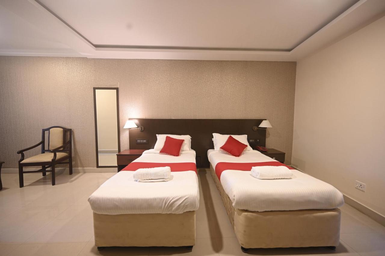 Hotel Bhagavath Gardens Chengannur 외부 사진