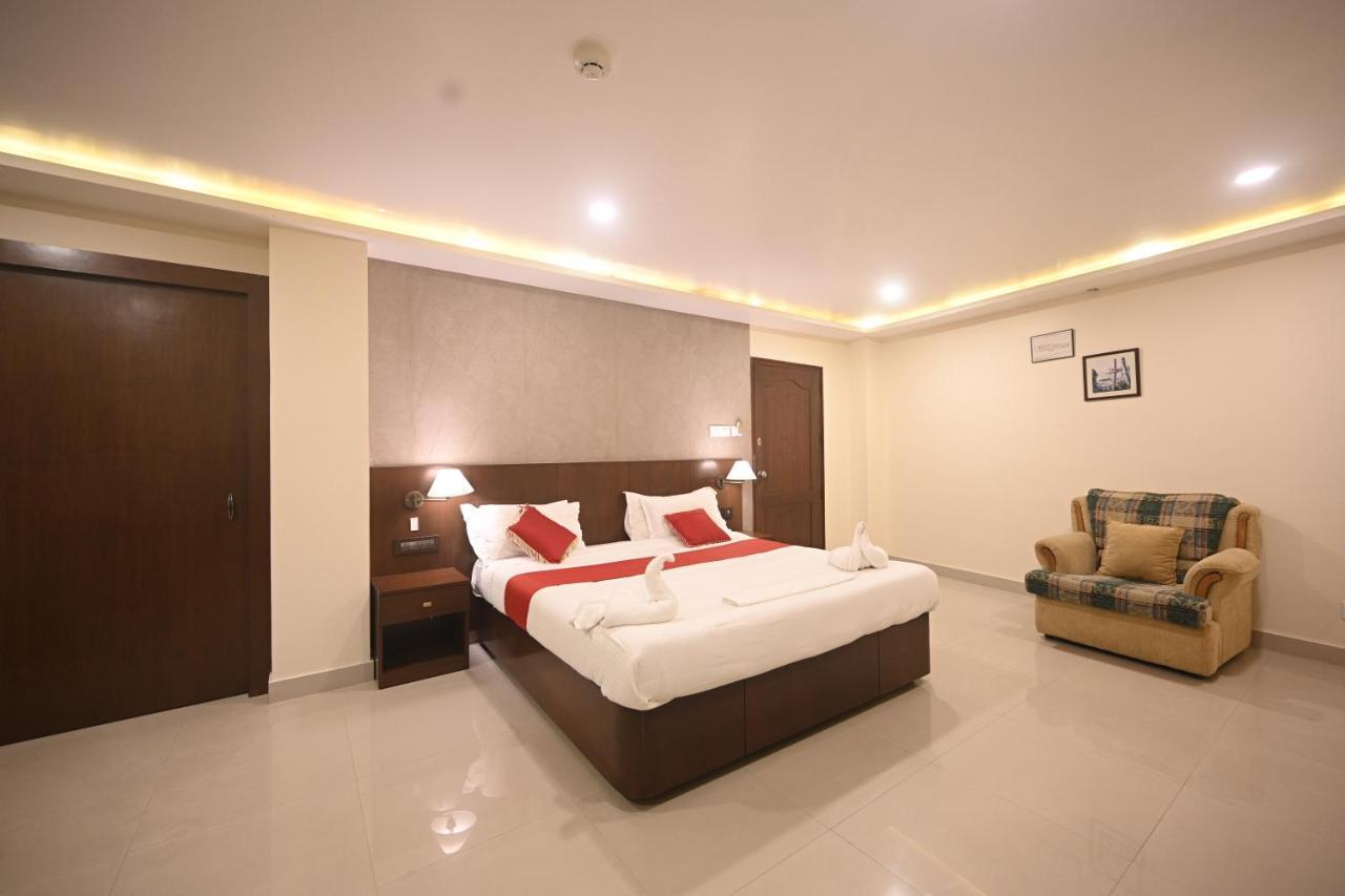 Hotel Bhagavath Gardens Chengannur 외부 사진