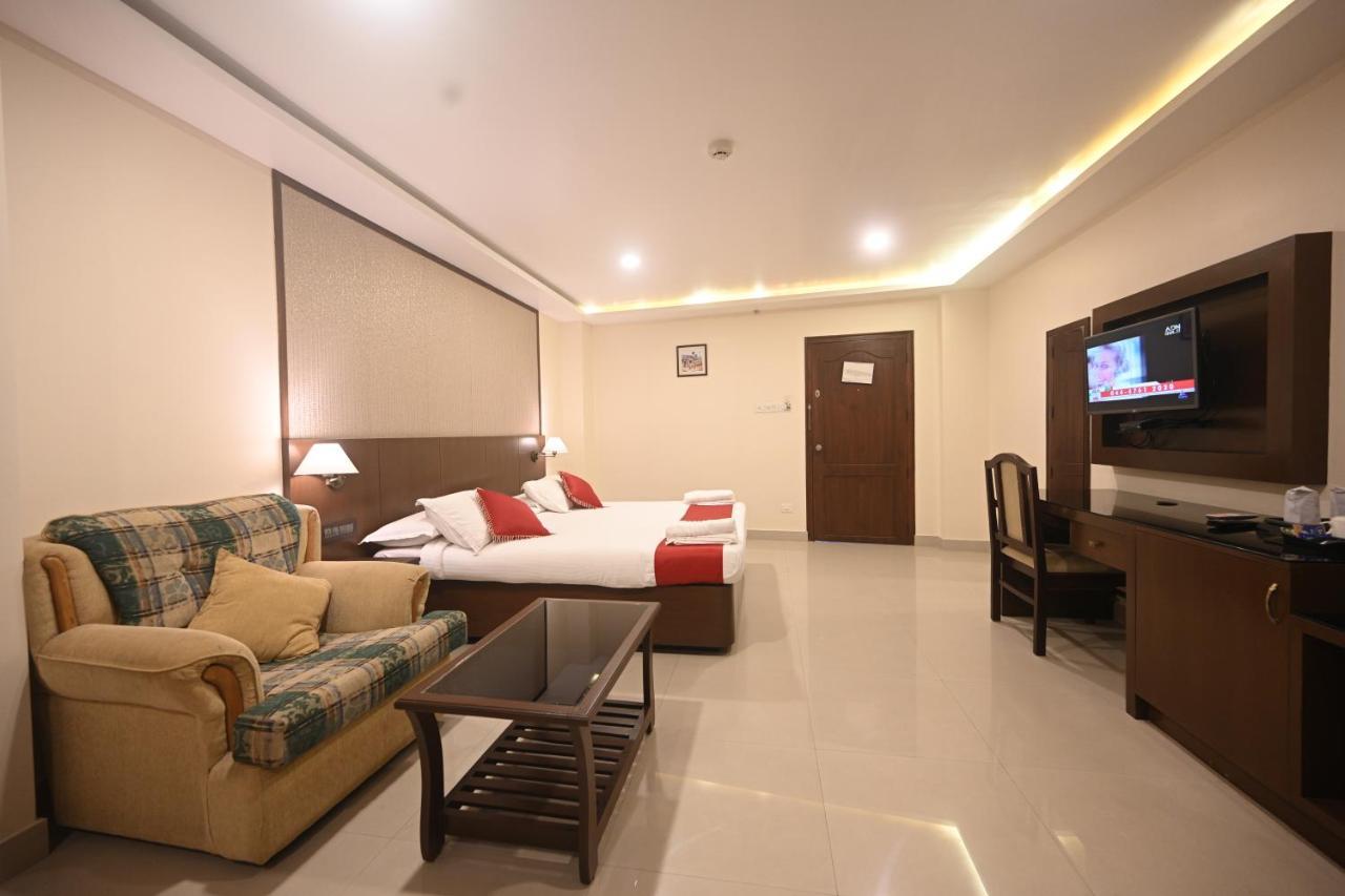 Hotel Bhagavath Gardens Chengannur 외부 사진