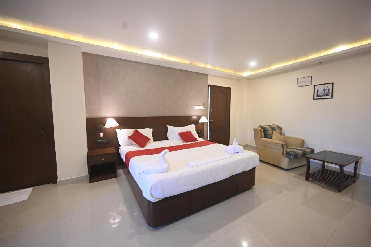 Hotel Bhagavath Gardens Chengannur 외부 사진