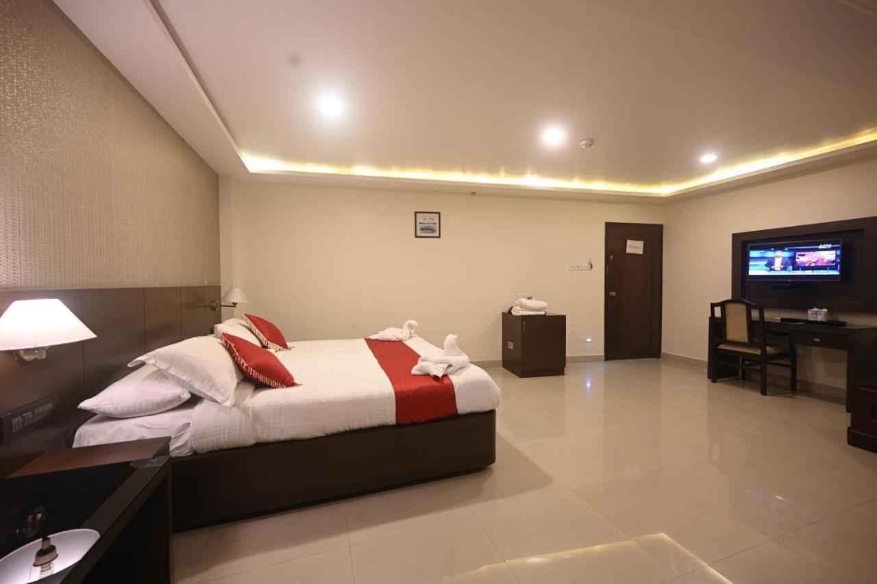 Hotel Bhagavath Gardens Chengannur 외부 사진