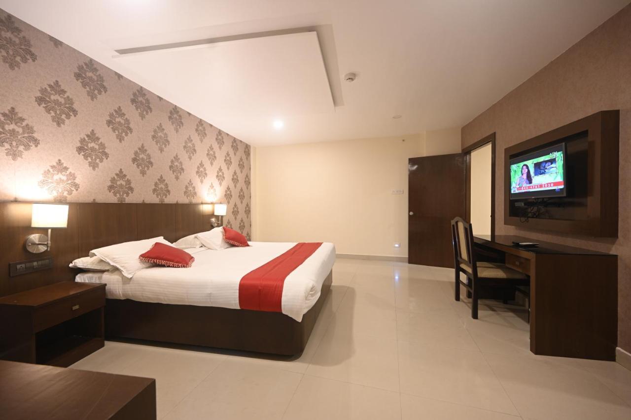 Hotel Bhagavath Gardens Chengannur 외부 사진